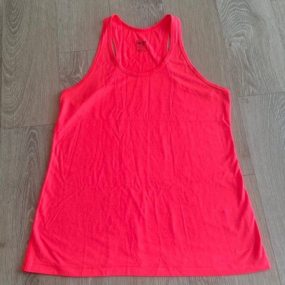 Nike Neon Pink Loose Fit Exercise Tank Top Size: L - Picture 1 of 3
